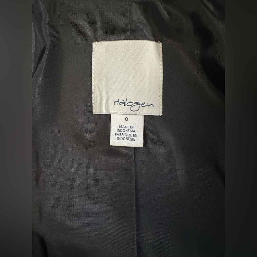 Halogen Women’s Black Blazer. Size 8. - Picture 3 of 4